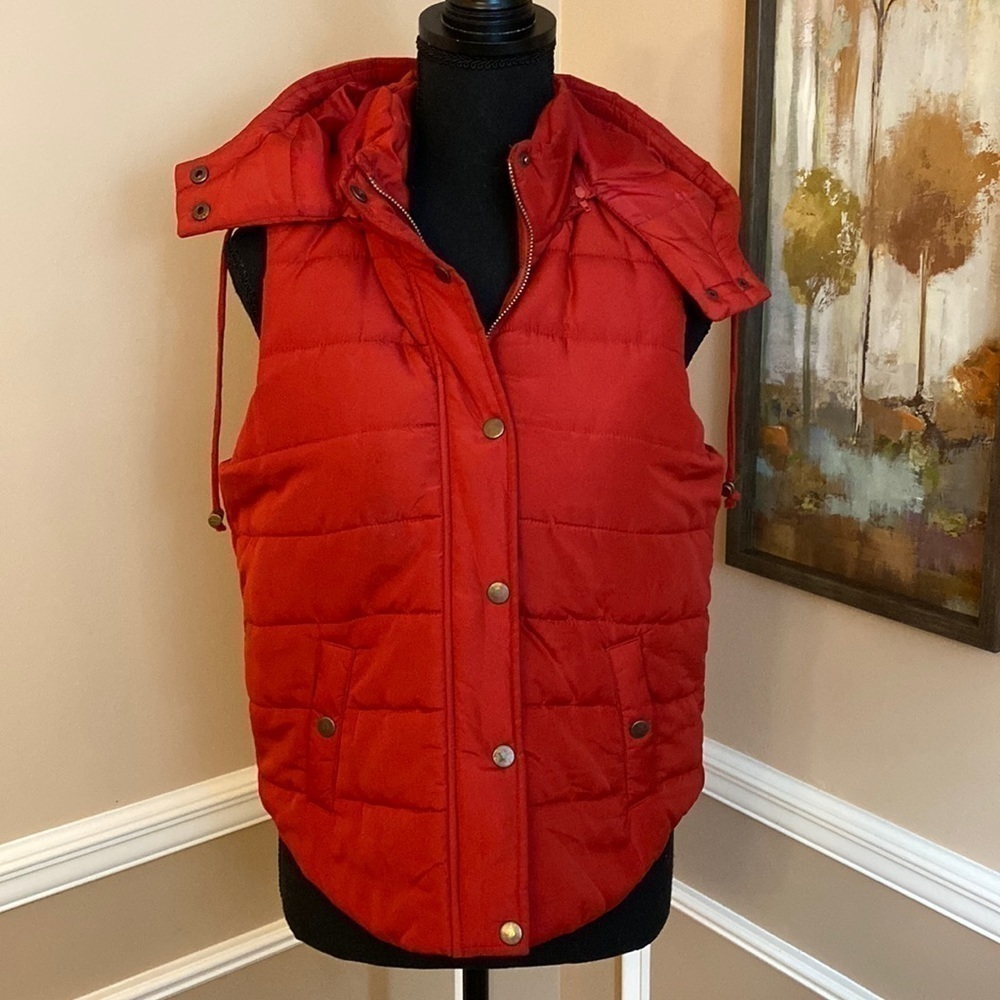 Favlux Vest with Removable Hood Medium EUC